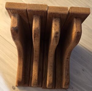2 Sets Of Wooden Brackets